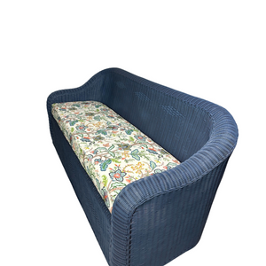 Amelia Sofa in Vera Vine White