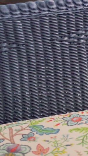 Amelia Sofa in Vera Vine White